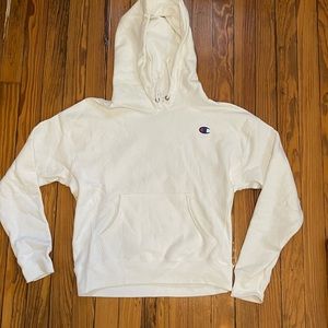 White champion sweatshirt